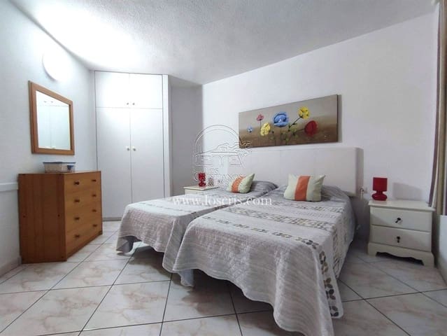 Apartamento de 1 habitación en Los Cristianos, Arona en venta con piscina garaje - 325.000 € (Ref: 9095045)