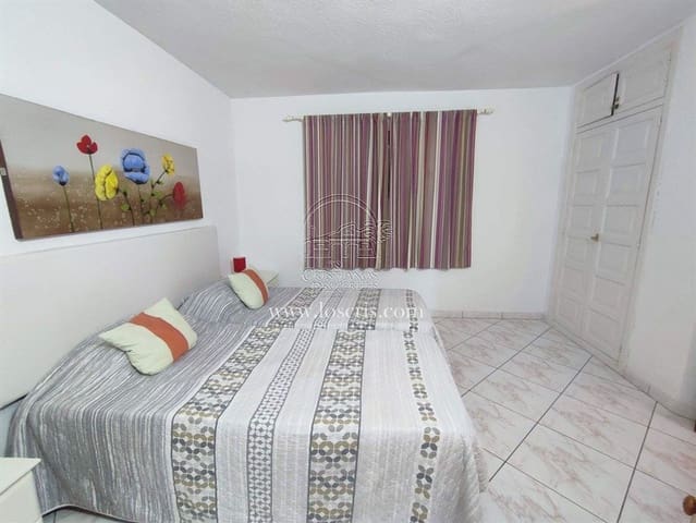 Apartamento de 1 habitación en Los Cristianos, Arona en venta con piscina garaje - 325.000 € (Ref: 9095045)