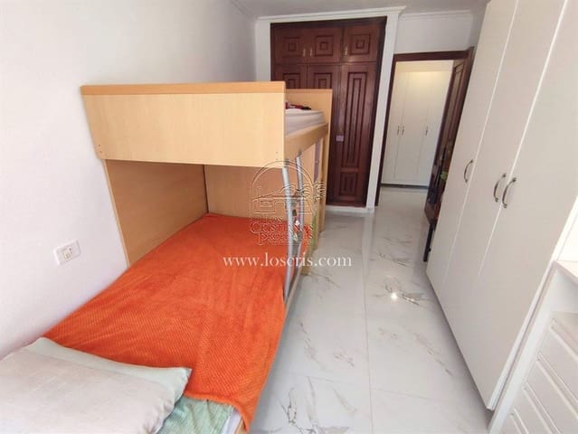 Apartamento de 2 habitaciones en Los Cristianos, Arona en venta con garaje - 380.000 € (Ref: 9095046)