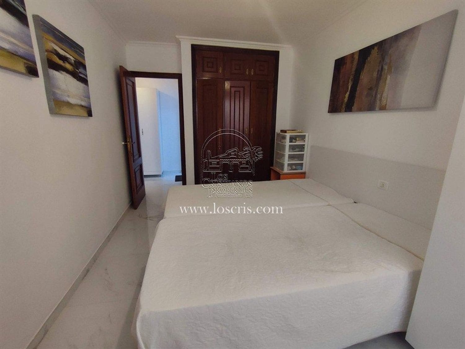 2 bedroom Apartment for sale in Los Cristianos with garage - € 380,000 (Ref: 9095046)