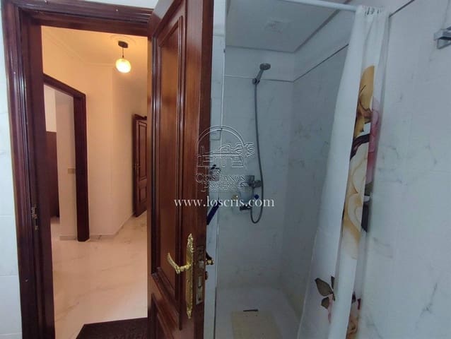 Apartamento de 2 habitaciones en Los Cristianos, Arona en venta con garaje - 380.000 € (Ref: 9095046)