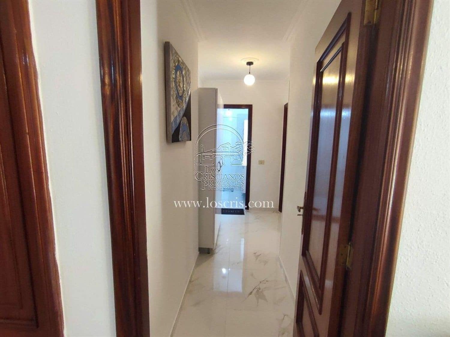 2 bedroom Apartment for sale in Los Cristianos with garage - € 380,000 (Ref: 9095046)
