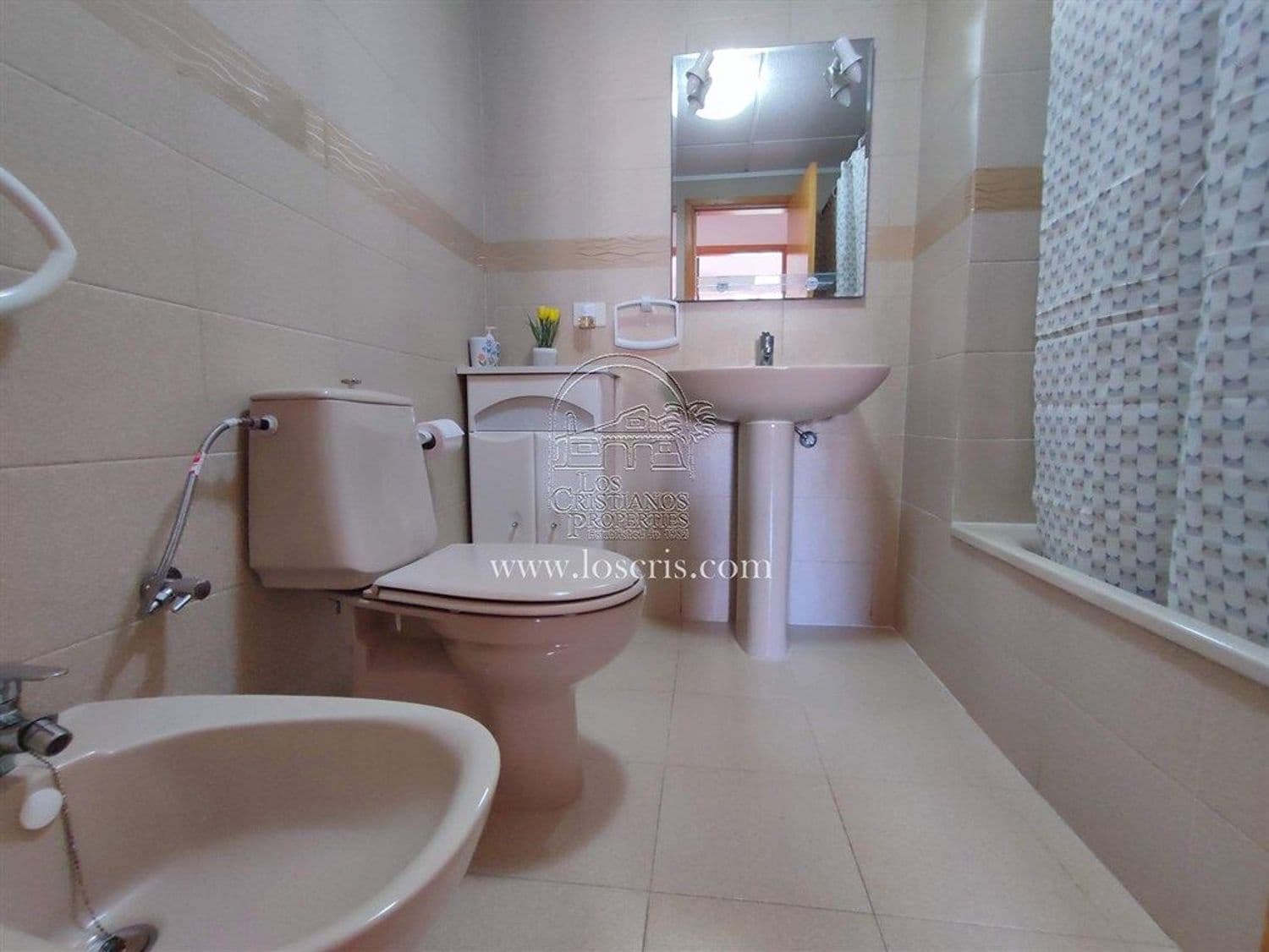 3 bedroom Apartment for sale in Arona with pool garage - € 290,500 (Ref: 9115658)