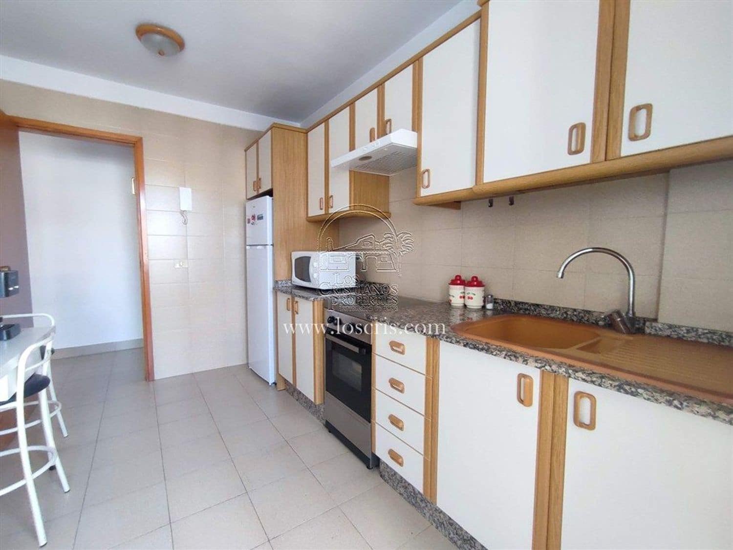 3 bedroom Apartment for sale in Arona with pool garage - € 290,500 (Ref: 9115658)