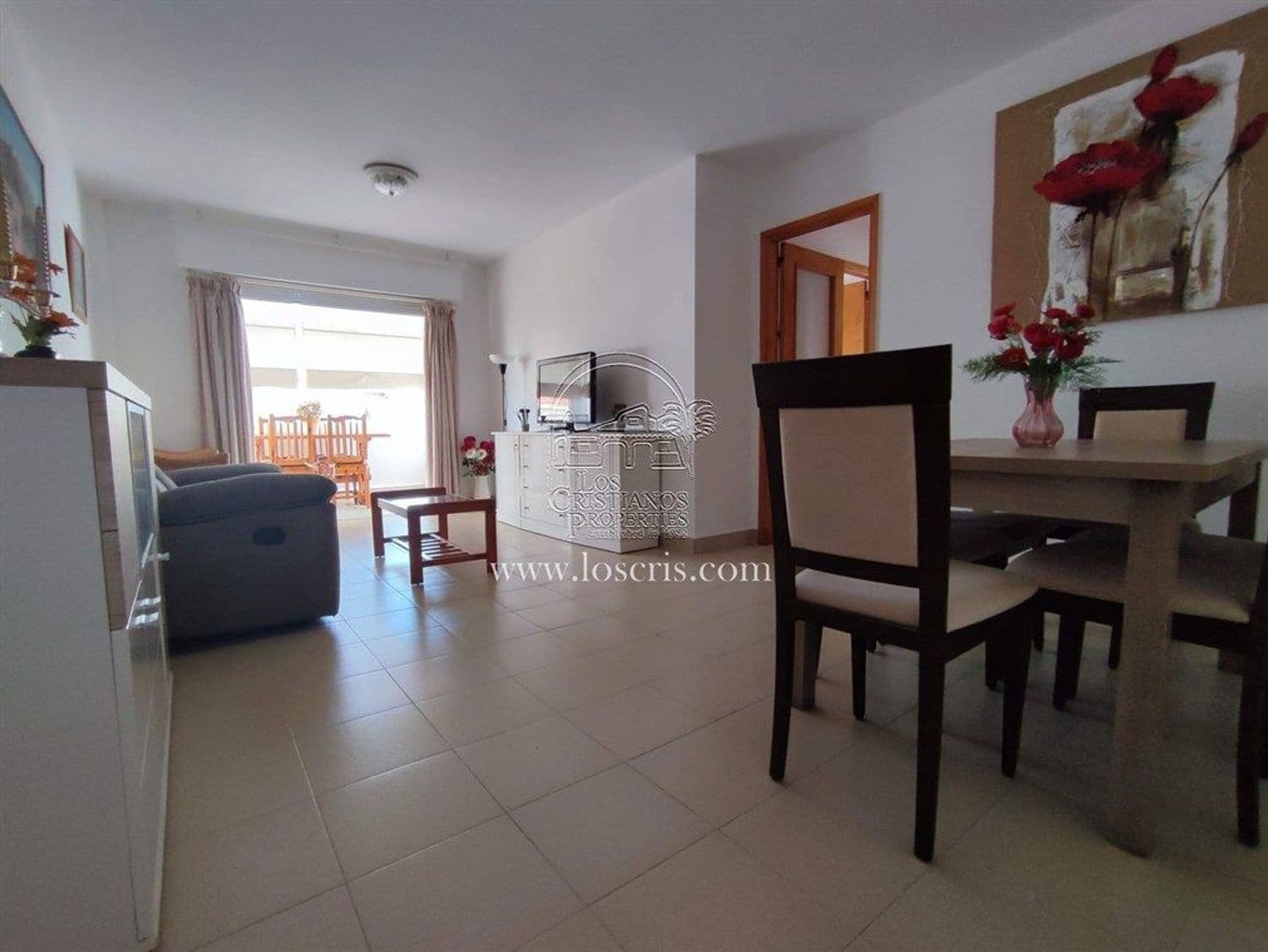 3 bedroom Apartment for sale in Arona with pool garage - € 290,500 (Ref: 9115658)