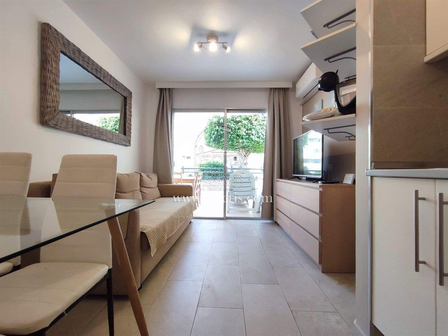 1 soveværelse Lejlighed til salg i Costa Adeje med swimmingpool garage - € 227.500 (Ref: 9235897)