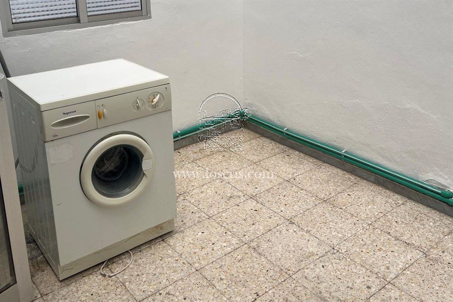 Comercial para venda em Guia de Isora - 575 000 € (Ref: 9263995)