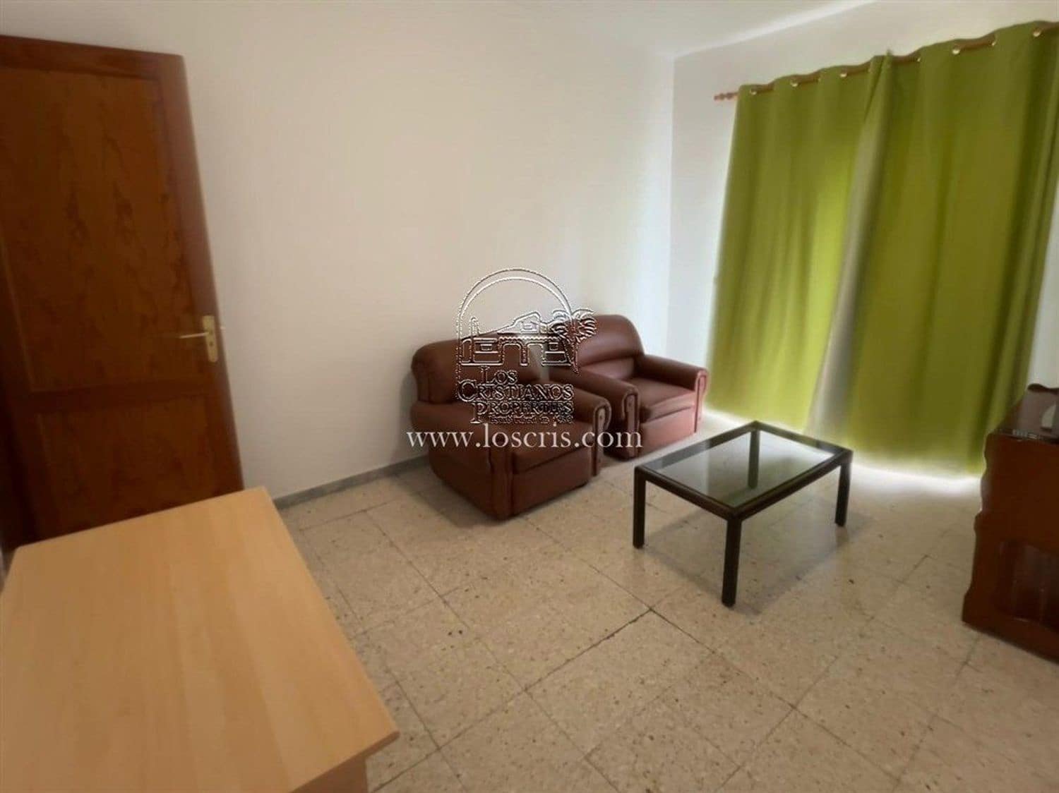 Comercial para venda em Guia de Isora - 575 000 € (Ref: 9263995)