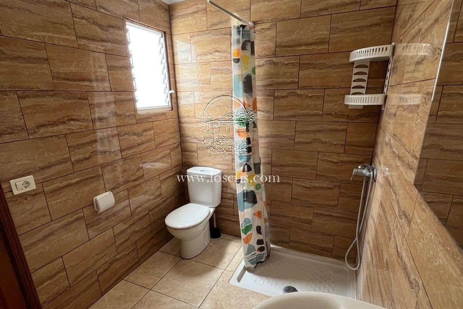 Comercial para venda em Guia de Isora - 575 000 € (Ref: 9263995)