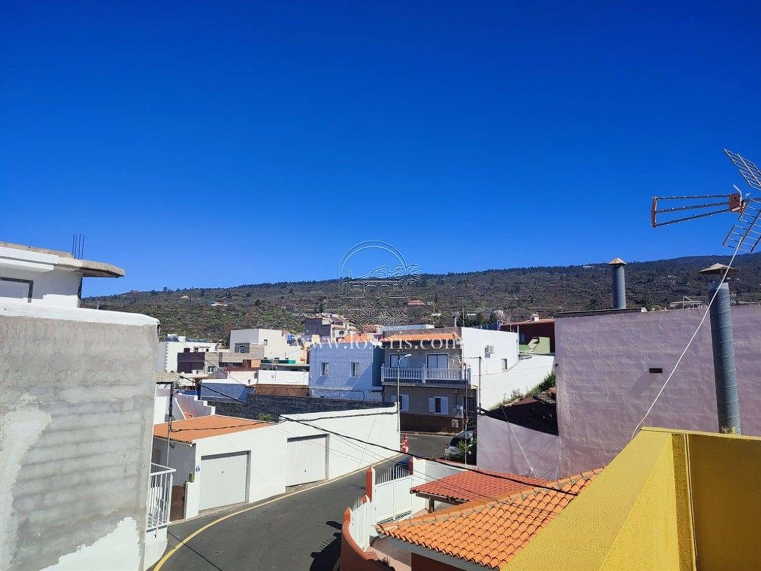 Commerciale in vendita in Guia de Isora - 568.000 € (Rif: 9263995)