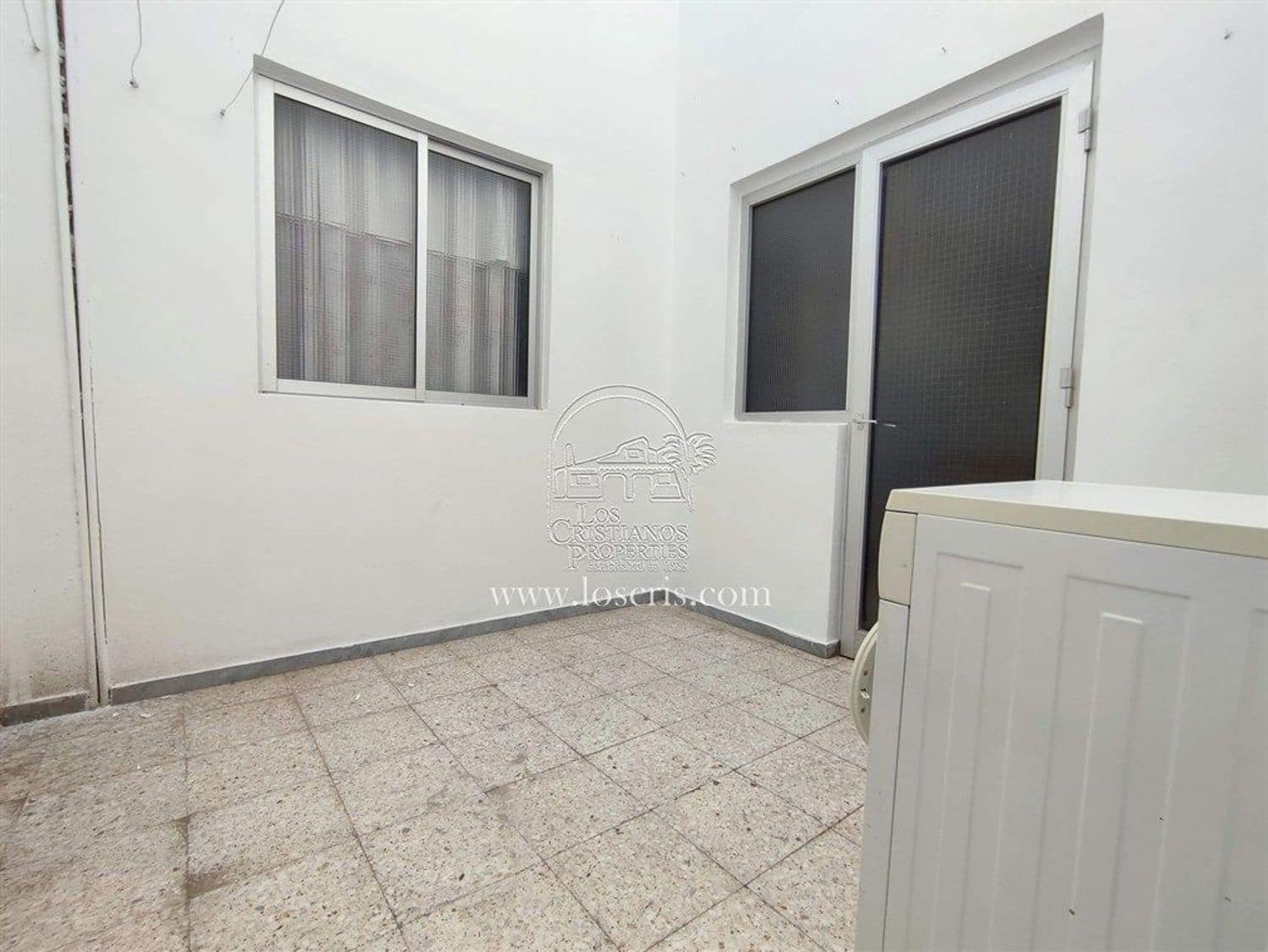 Commerciale in vendita in Guia de Isora - 568.000 € (Rif: 9263995)