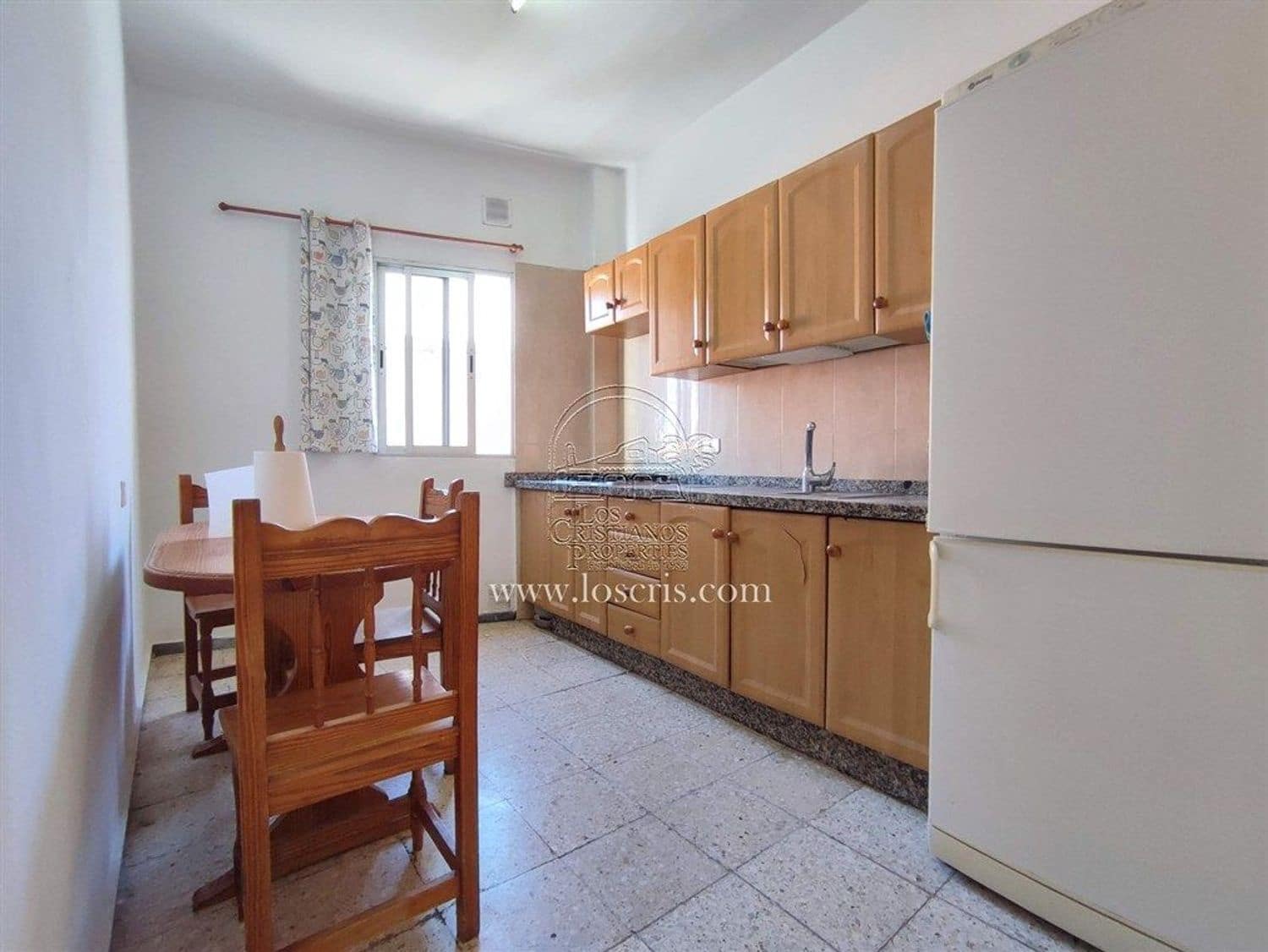 Commerciale in vendita in Guia de Isora - 568.000 € (Rif: 9263995)