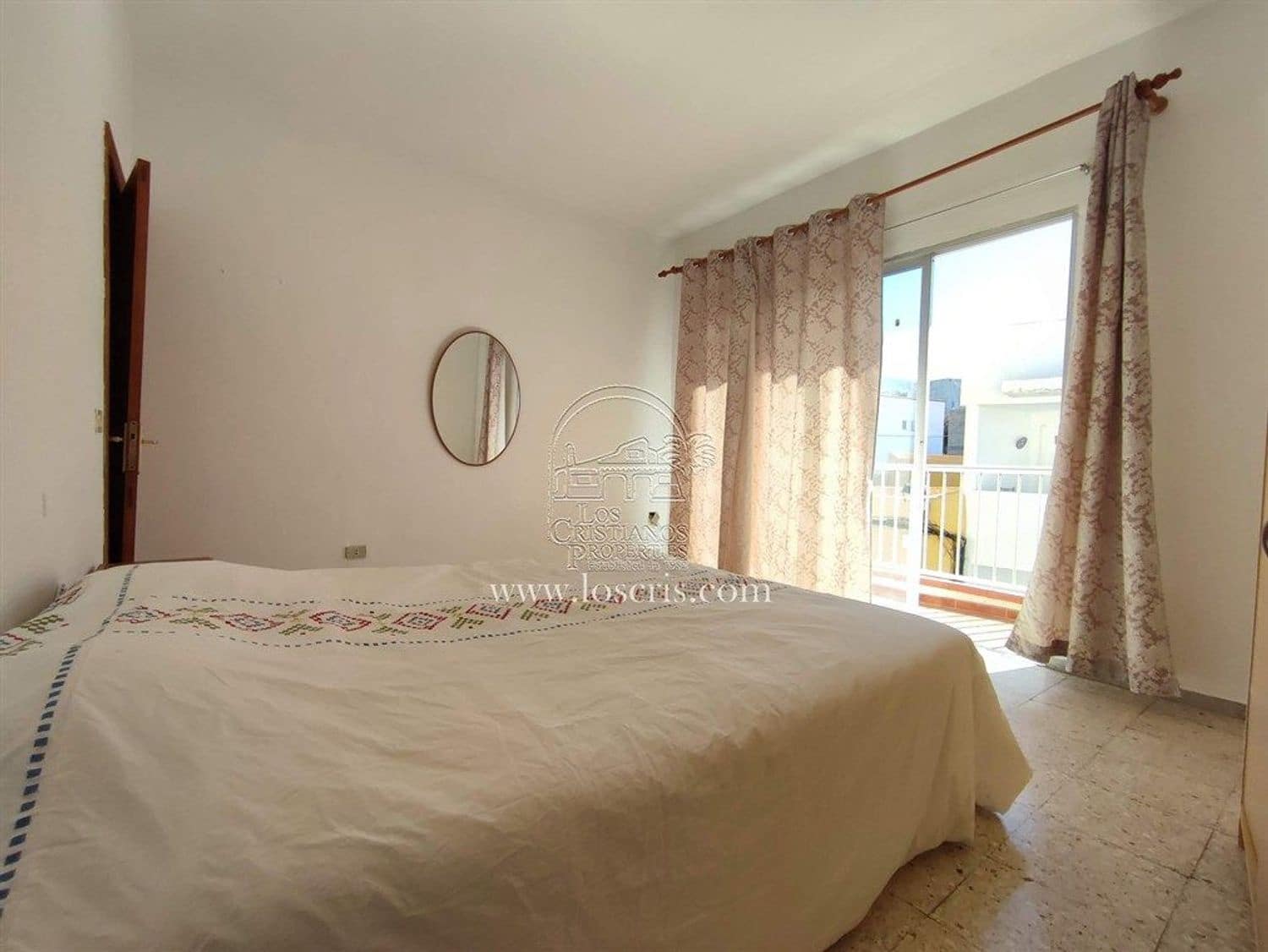 Commerciale in vendita in Guia de Isora - 568.000 € (Rif: 9263995)