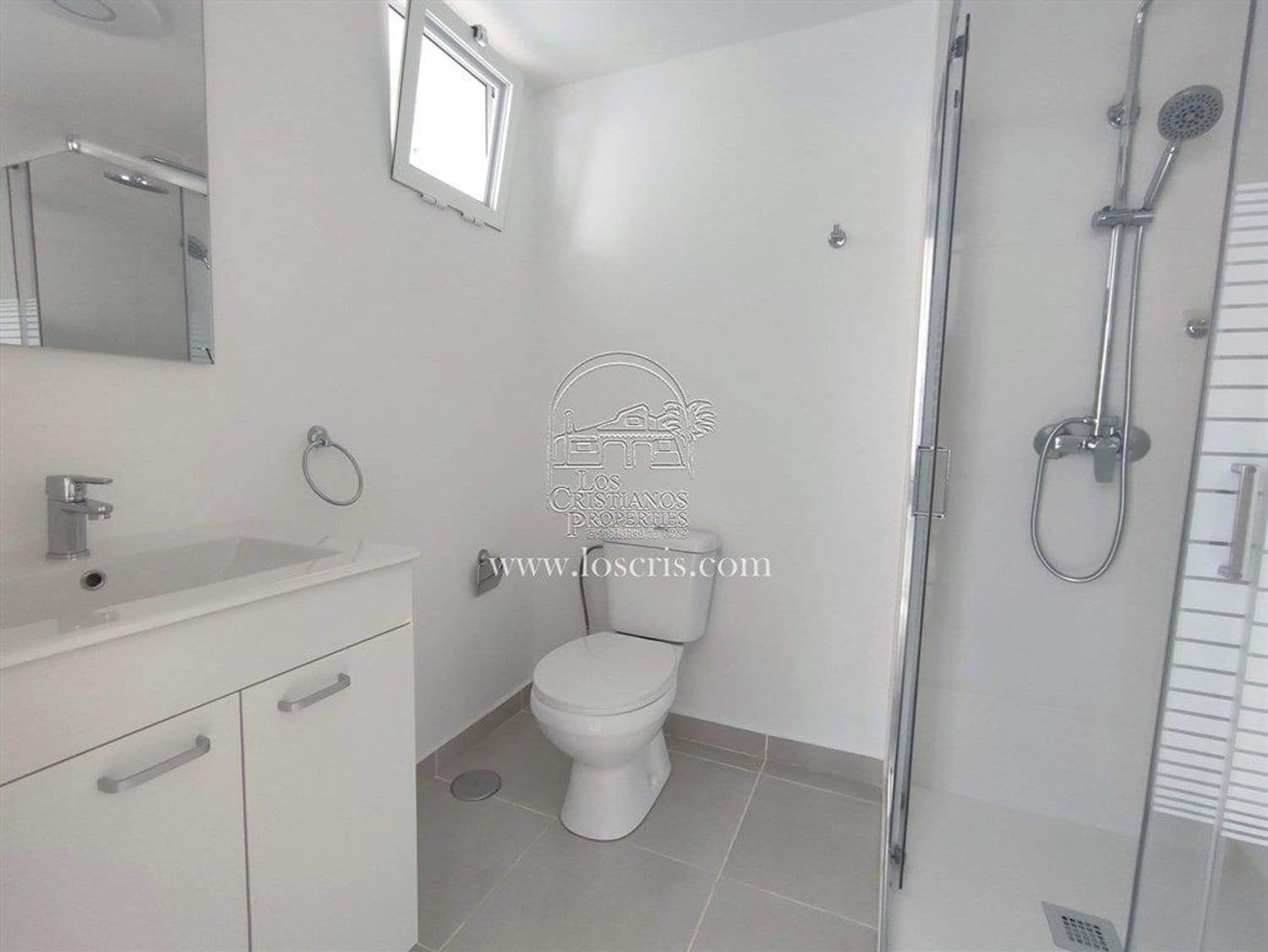 3 bedroom Apartment for sale in Arona with garage - € 330,000 (Ref: 9294142)