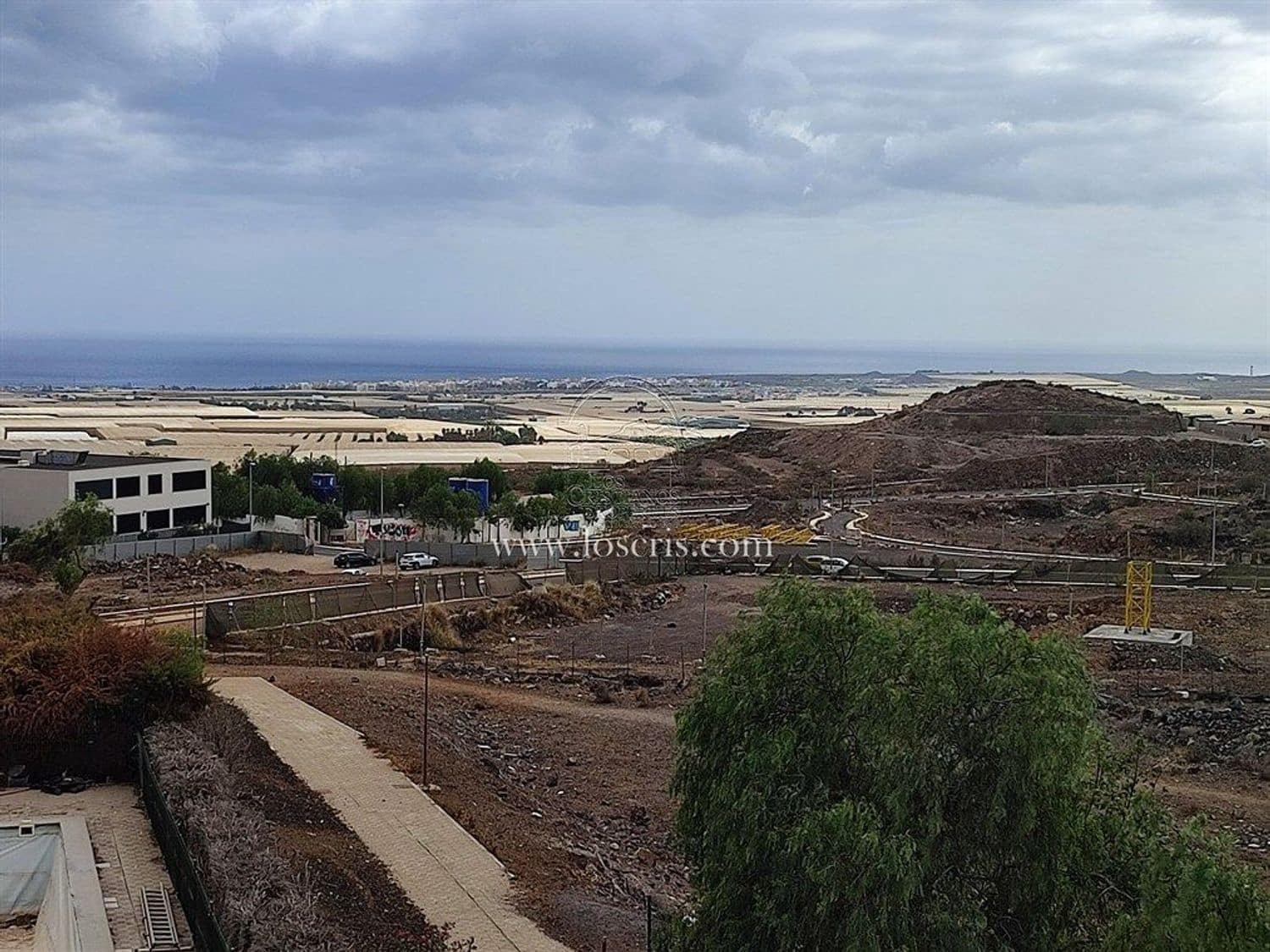 3 bedroom Apartment for sale in Arona with garage - € 330,000 (Ref: 9294142)