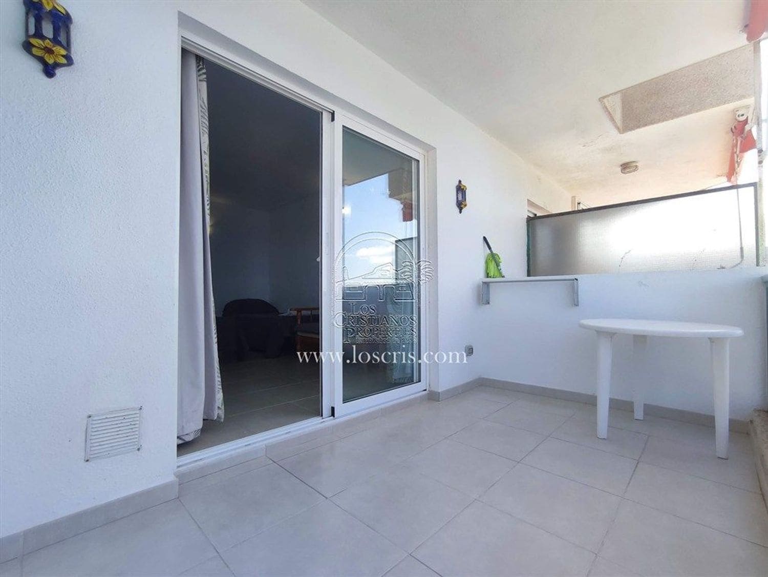 Apartment zu verkaufen in Los Cristianos mit Pool Garage - 275.000 € (Ref: 9308217)