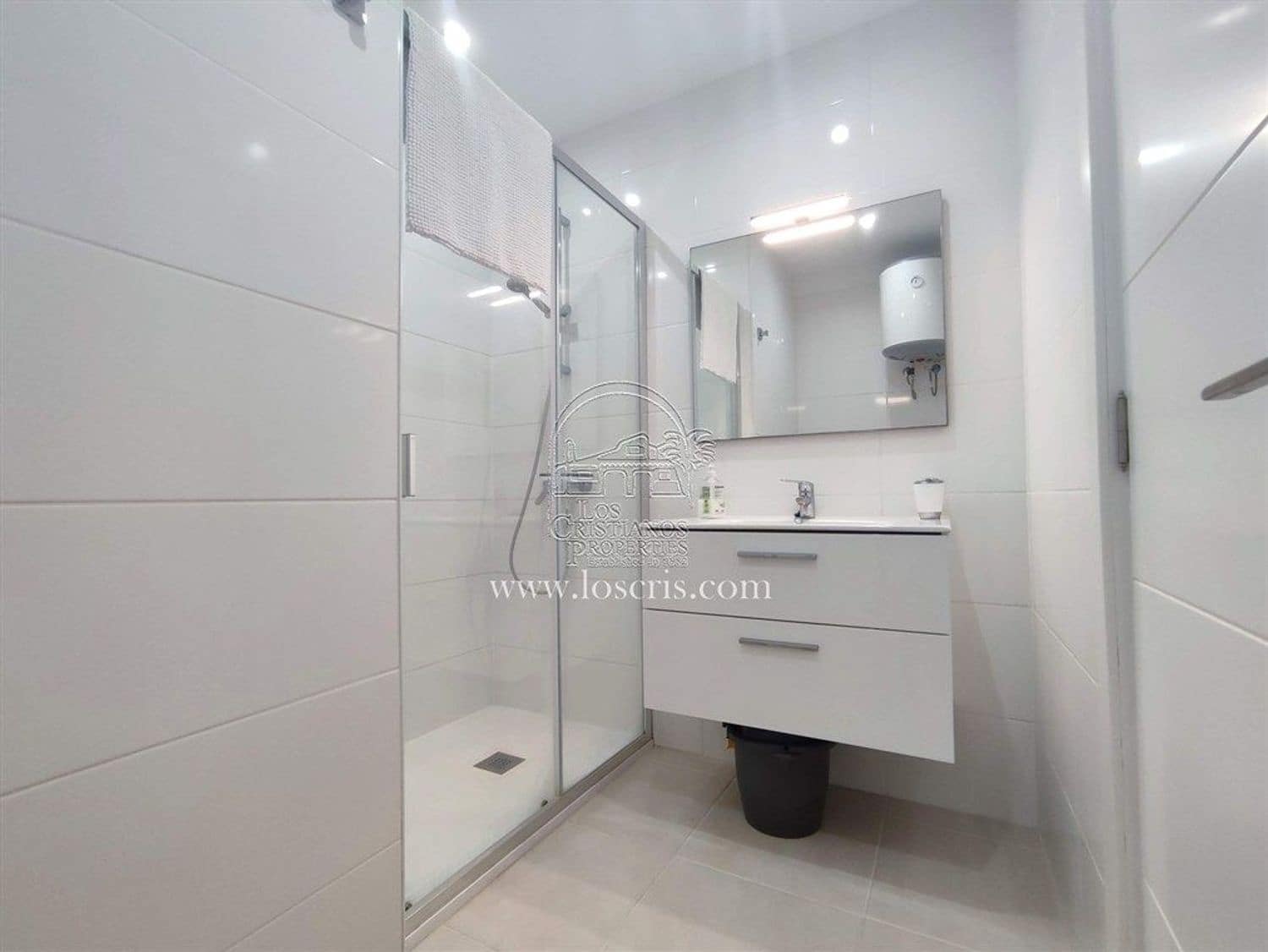 Apartment zu verkaufen in Los Cristianos mit Pool Garage - 275.000 € (Ref: 9308217)