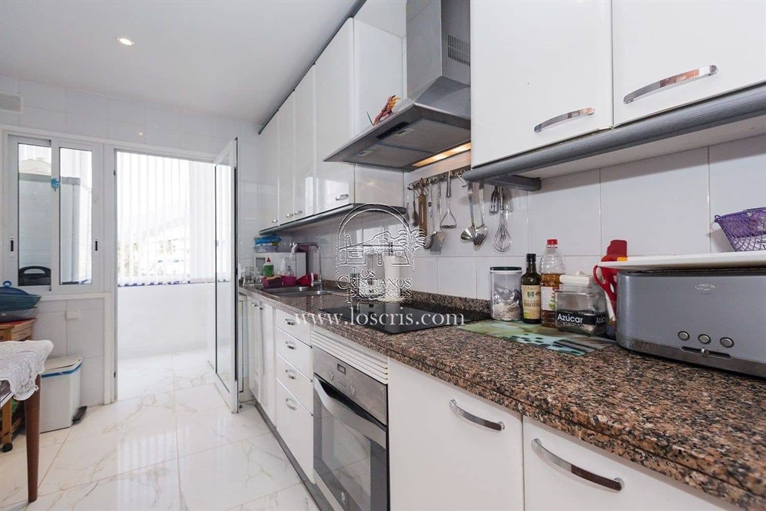 3 soverom Leilighet til salgs i Los Cristianos med svømmebasseng garasje - € 625 000 (Ref: 9308218)