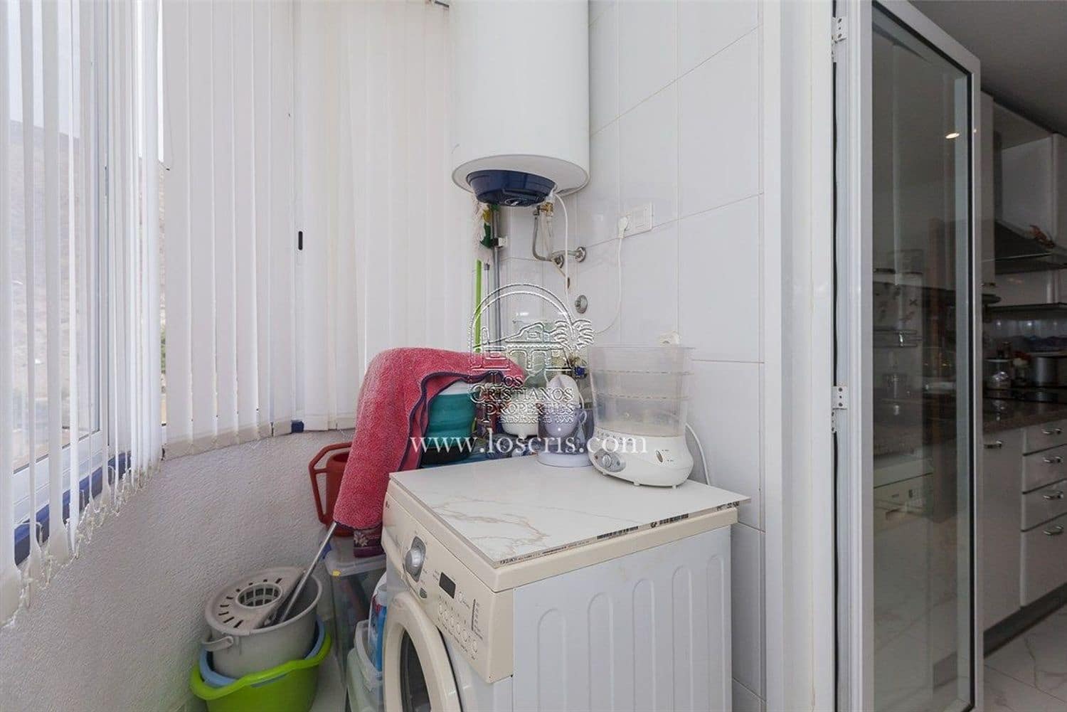 3 soverom Leilighet til salgs i Los Cristianos med svømmebasseng garasje - € 625 000 (Ref: 9308218)