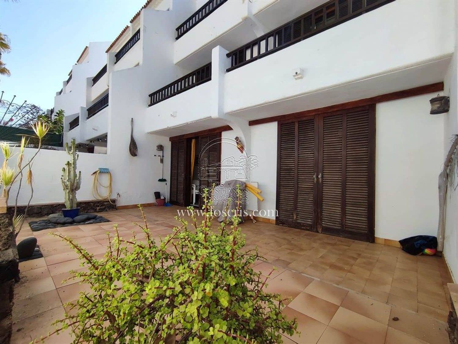 2 soveværelse Lejlighed til salg i Playa de las Americas med swimmingpool garage - € 495.000 (Ref: 9310199)