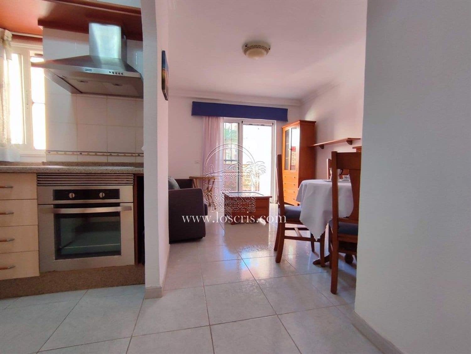 Apartamento de 1 habitación en Los Cristianos en venta con piscina garaje - 295.000 € (Ref: 9371180)