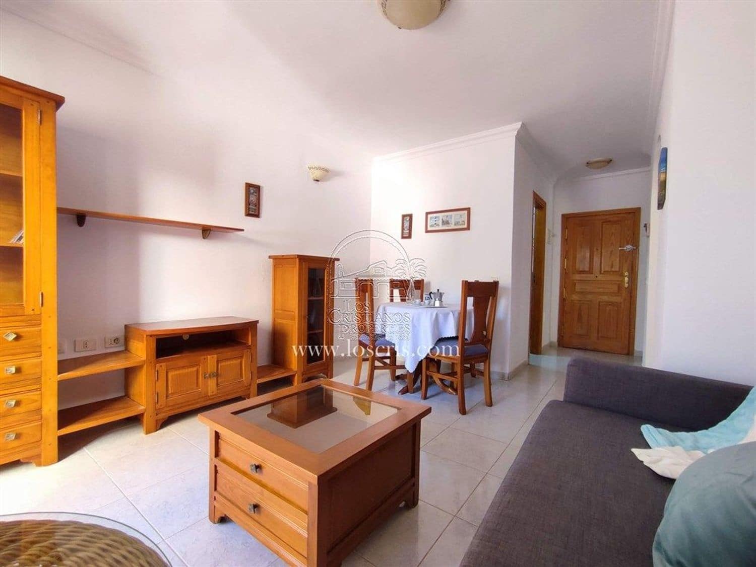 Apartamento de 1 habitación en Los Cristianos en venta con piscina garaje - 295.000 € (Ref: 9371180)