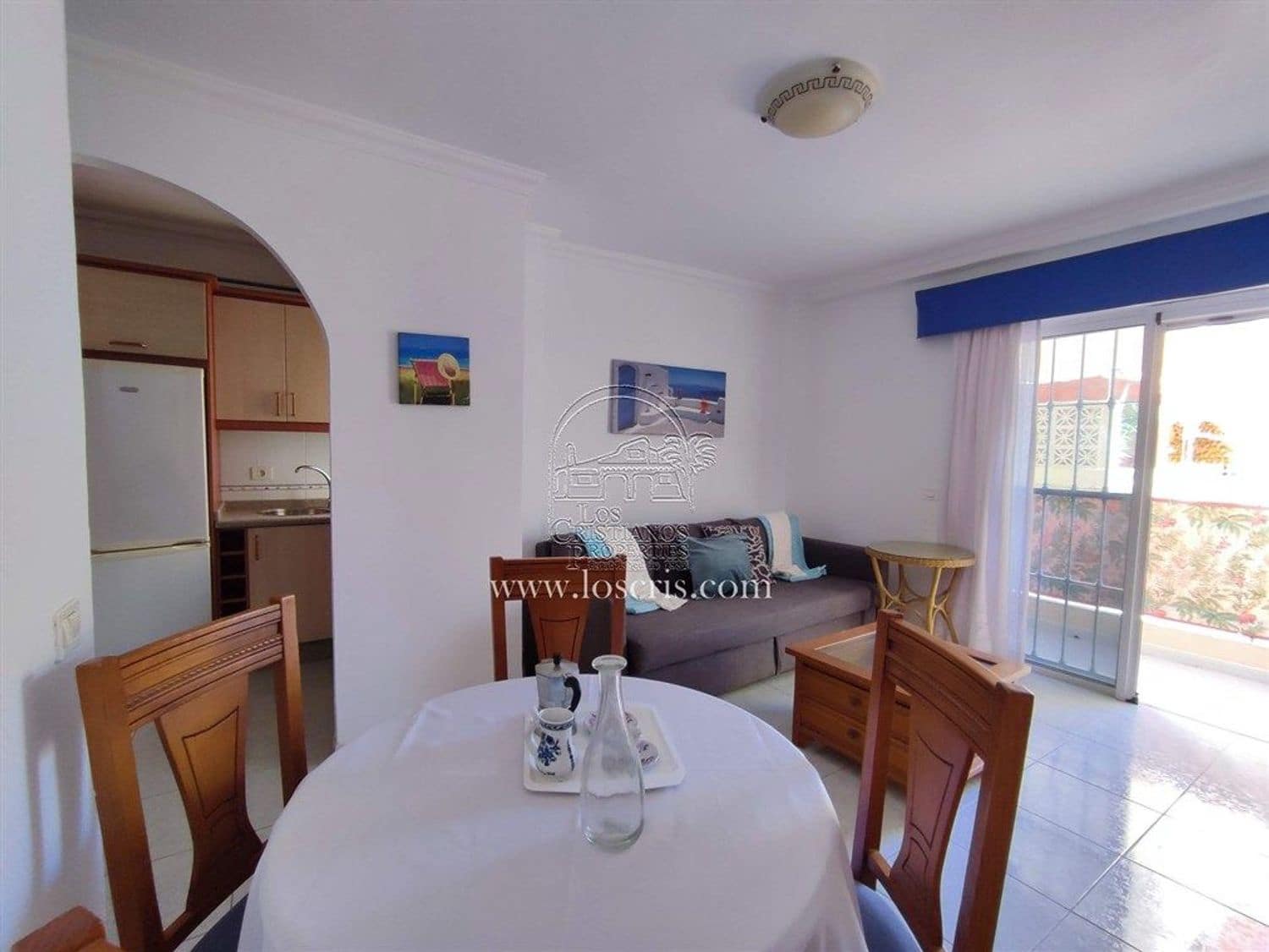 Apartamento de 1 habitación en Los Cristianos en venta con piscina garaje - 295.000 € (Ref: 9371180)