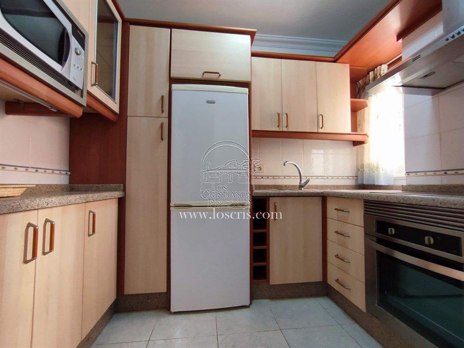 Apartamento de 1 habitación en Los Cristianos en venta con piscina garaje - 295.000 € (Ref: 9371180)