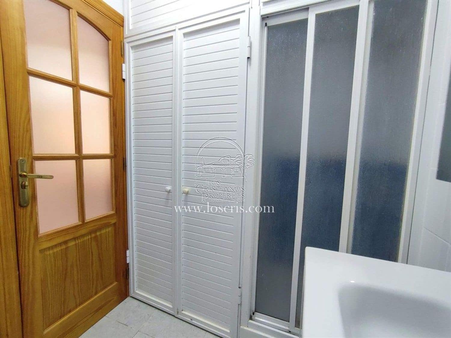 Apartamento de 1 habitación en Los Cristianos en venta con piscina garaje - 295.000 € (Ref: 9371180)