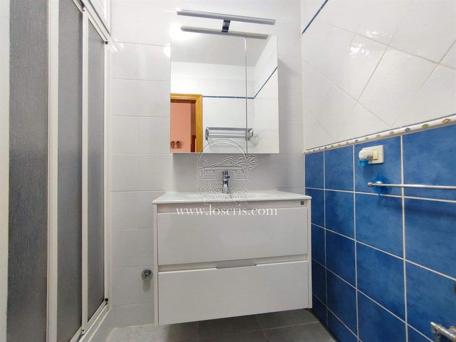 Apartamento de 1 habitación en Los Cristianos en venta con piscina garaje - 295.000 € (Ref: 9371180)