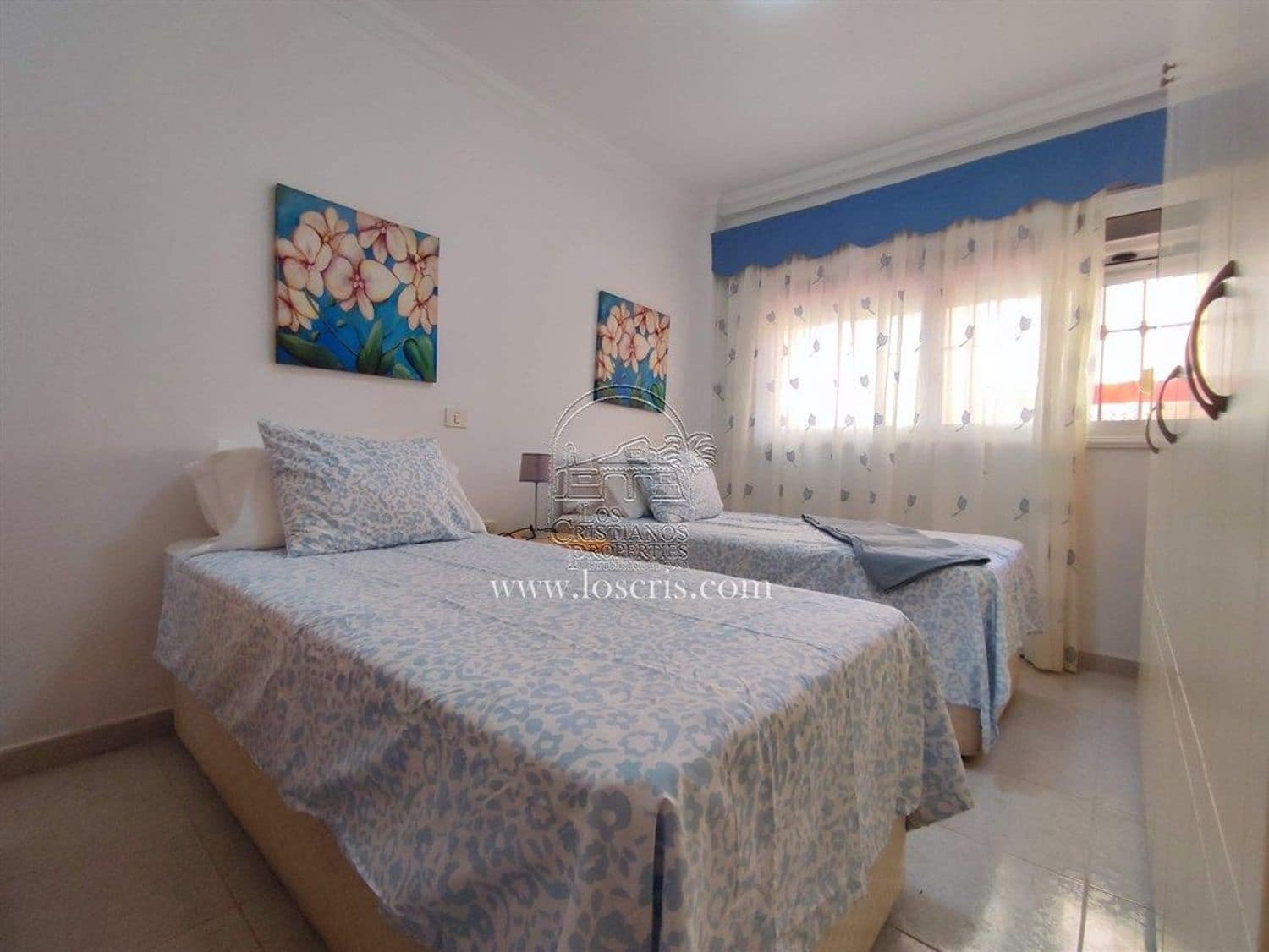 Apartamento de 1 habitación en Los Cristianos en venta con piscina garaje - 295.000 € (Ref: 9371180)