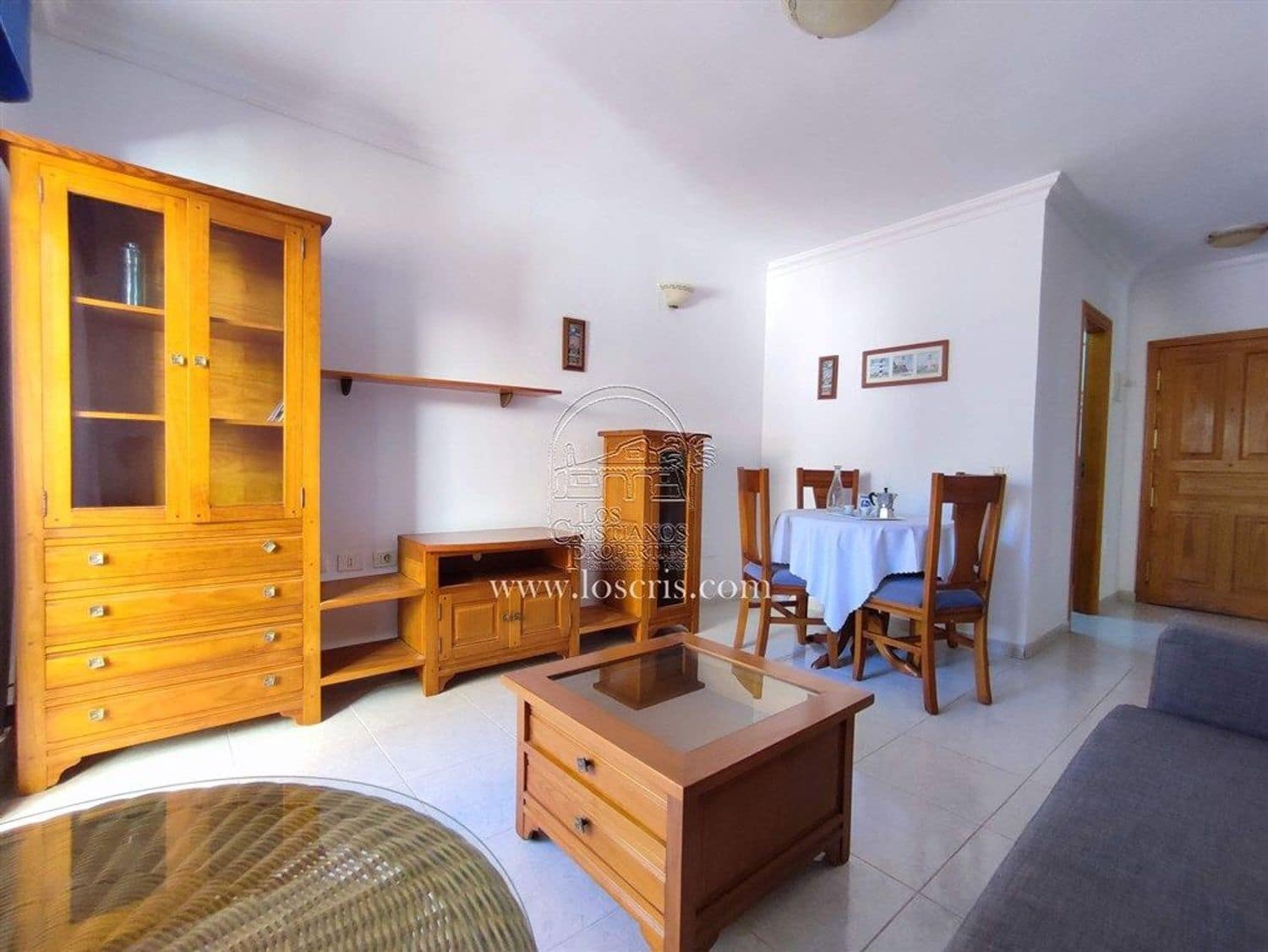 Apartamento de 1 habitación en Los Cristianos en venta con piscina garaje - 295.000 € (Ref: 9371180)