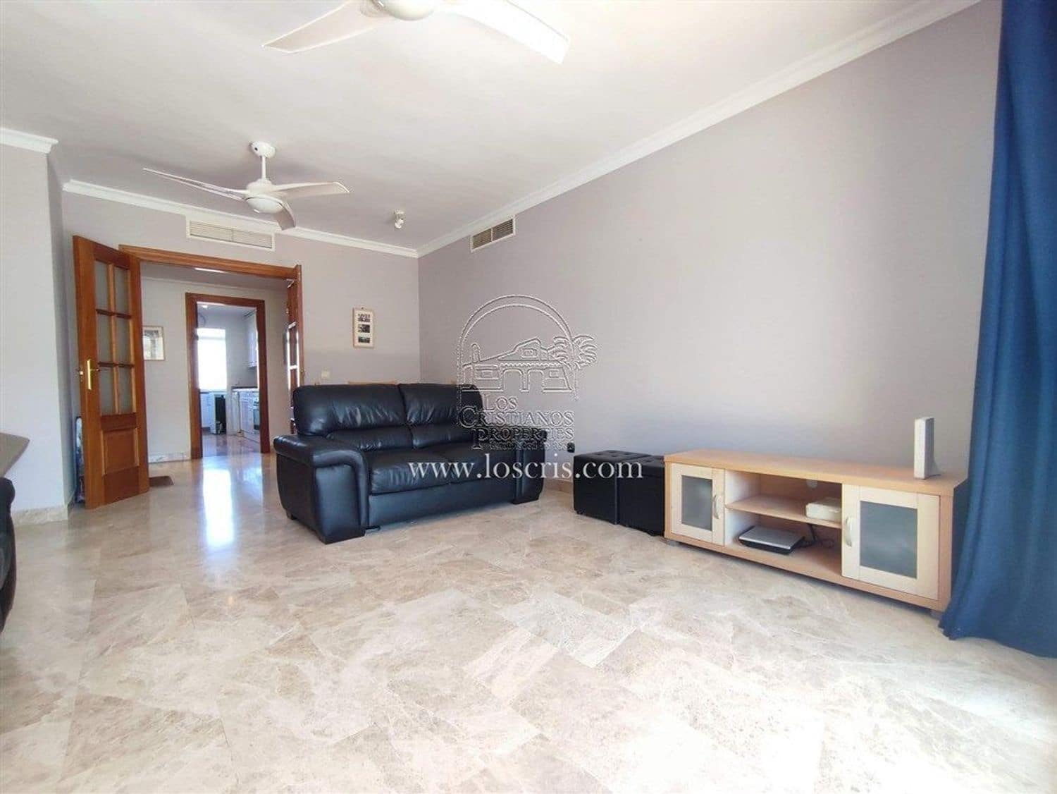 Apartamento de 2 habitaciones en Los Cristianos en venta con piscina garaje - 435.000 € (Ref: 9371181)