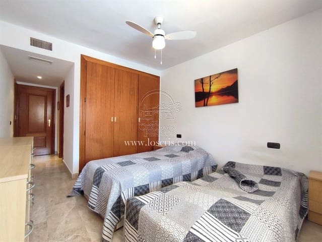 Apartamento de 2 habitaciones en Los Cristianos, Arona en venta con piscina garaje - 435.000 € (Ref: 9371181)