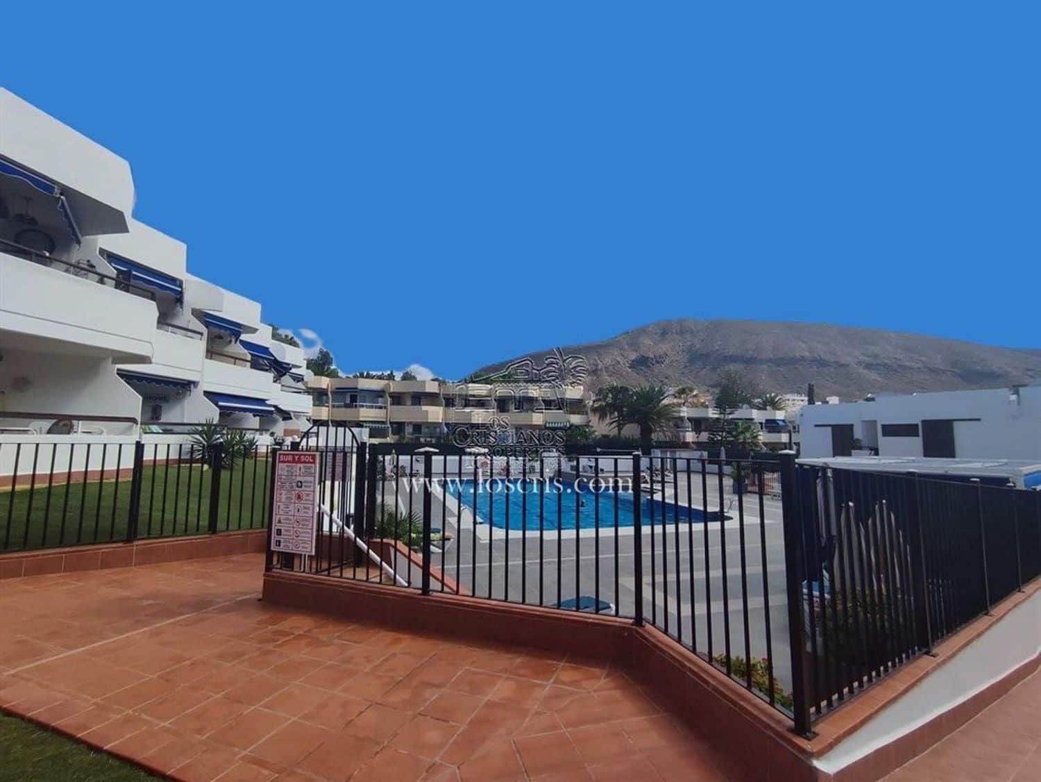 1 soverom Leilighet til salgs i Los Cristianos med svømmebasseng garasje - € 305 000 (Ref: 9371183)