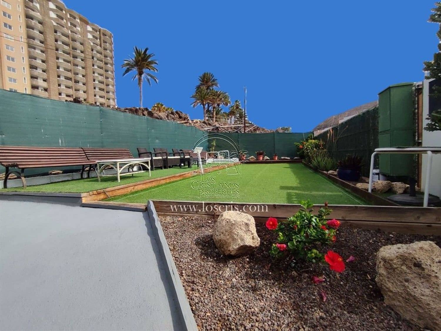 1 soverom Leilighet til salgs i Los Cristianos med svømmebasseng garasje - € 305 000 (Ref: 9371183)