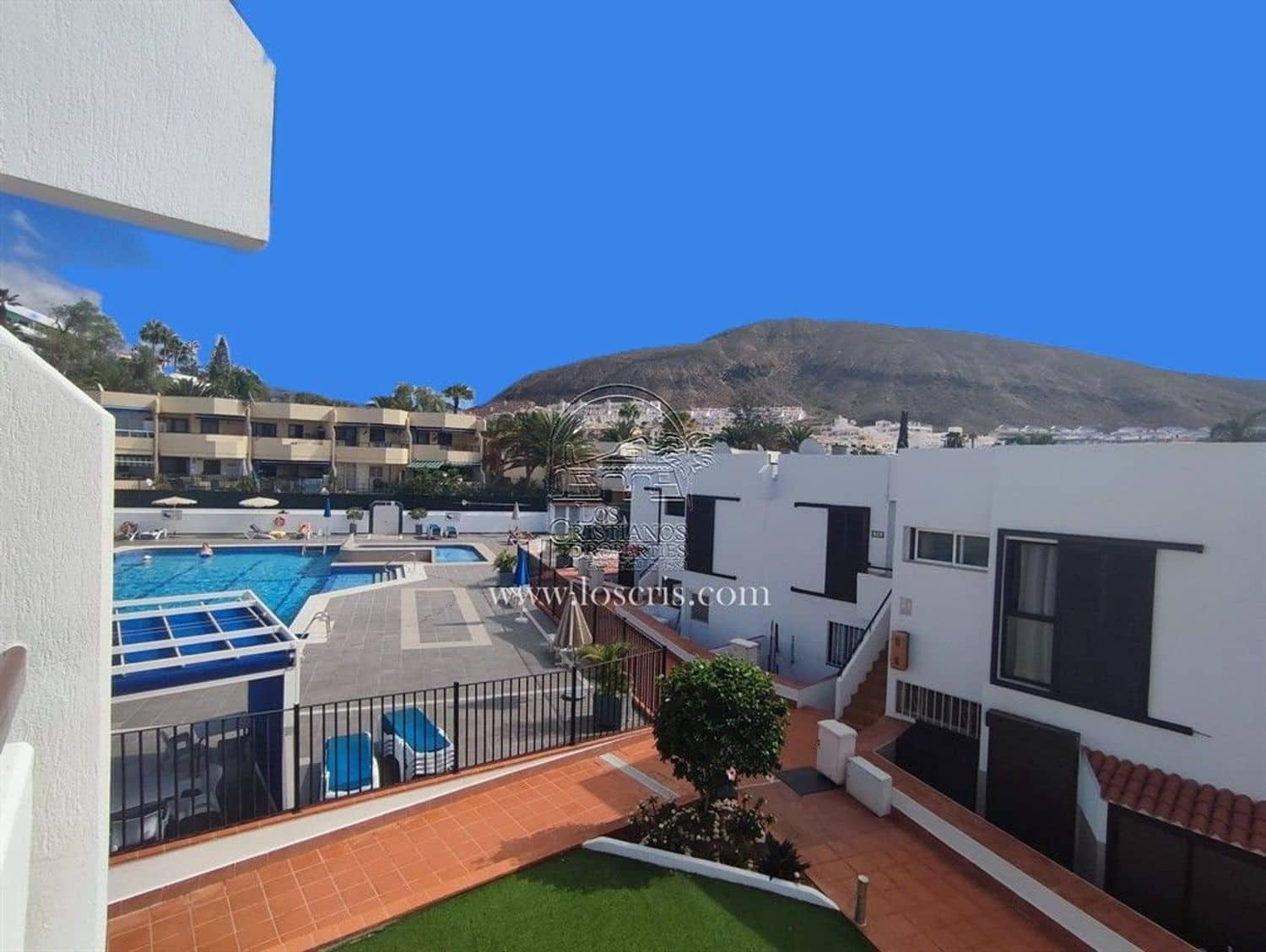 1 soverom Leilighet til salgs i Los Cristianos med svømmebasseng garasje - € 305 000 (Ref: 9371183)