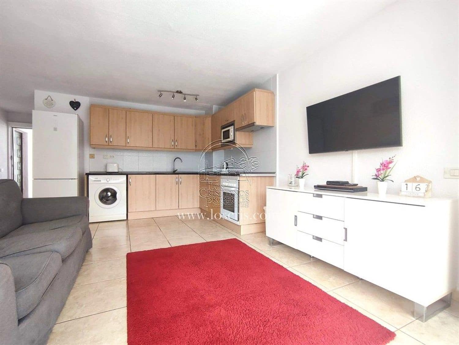 1 soverom Leilighet til salgs i Los Cristianos med svømmebasseng garasje - € 305 000 (Ref: 9371183)