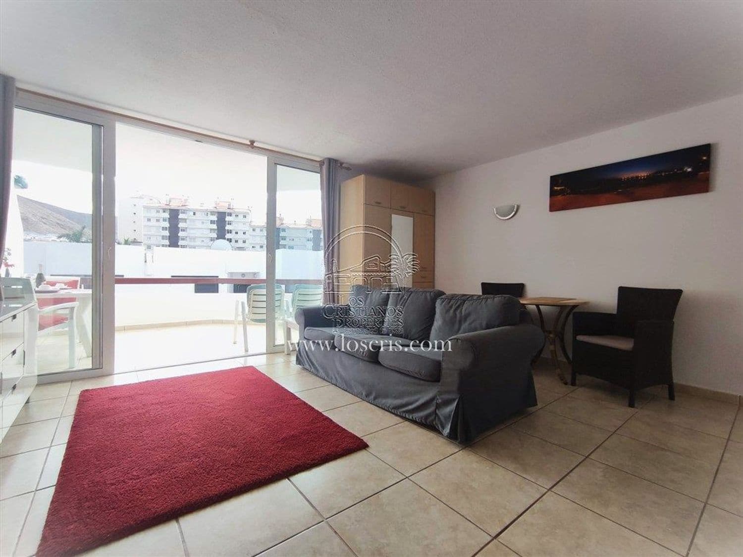 1 soverom Leilighet til salgs i Los Cristianos med svømmebasseng garasje - € 305 000 (Ref: 9371183)