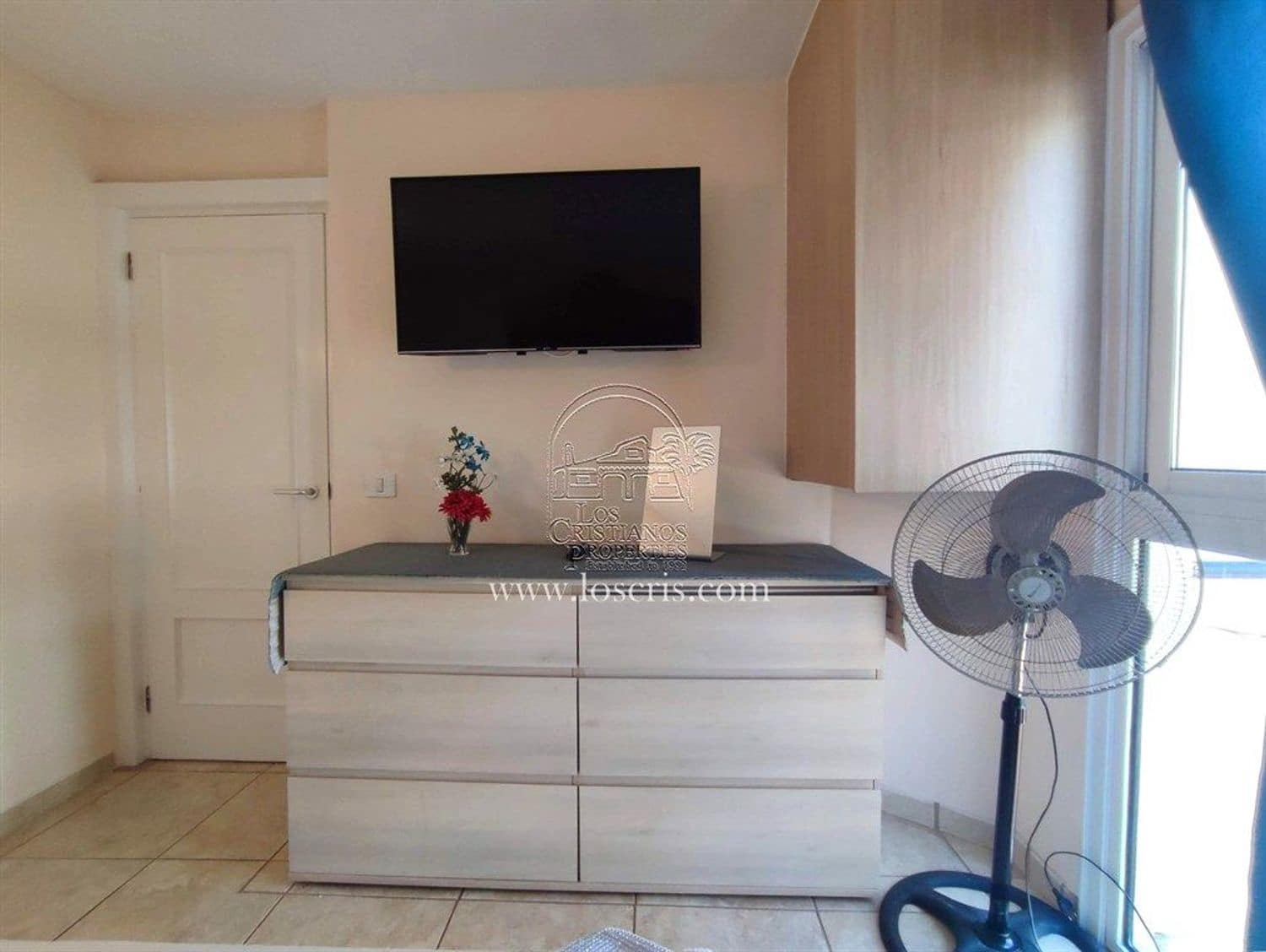 1 soverom Leilighet til salgs i Los Cristianos med svømmebasseng garasje - € 305 000 (Ref: 9371183)