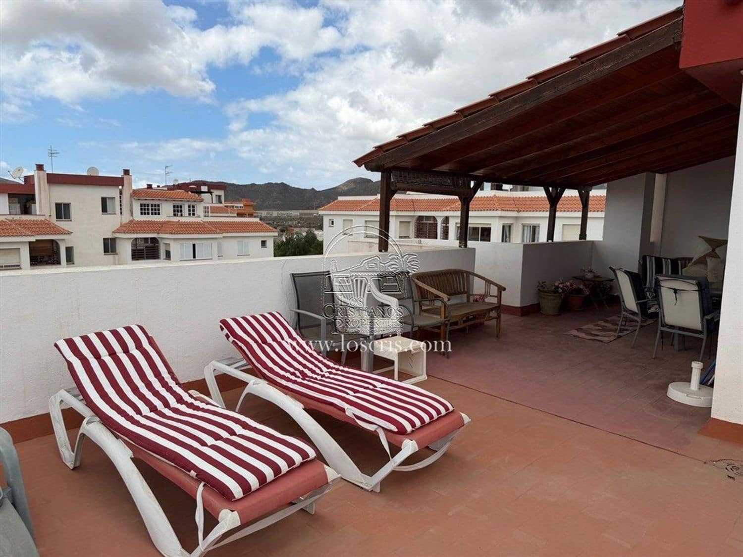 3 slaapkamer Appartement te koop in Parque de la Reina met zwembad garage - € 330.000 (Ref: 9409069)