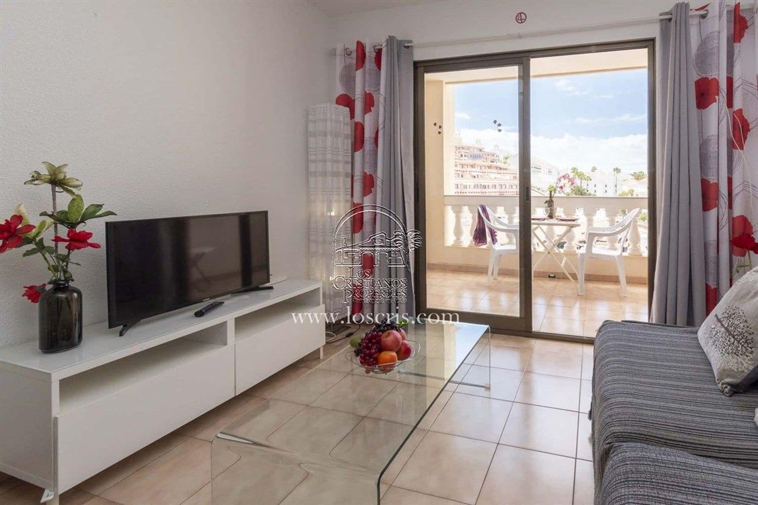 1 sypialnia Apartament na sprzedaż w Los Cristianos z basenem garażem - 290 000 € (Ref: 9415360)