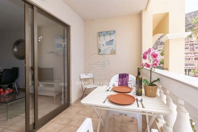 1 sypialnia Apartament na sprzedaż w Los Cristianos, Arona z basenem garażem - 290 000 € (Ref: 9415360)