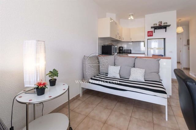 1 sypialnia Apartament na sprzedaż w Los Cristianos, Arona z basenem garażem - 290 000 € (Ref: 9415360)