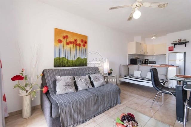 1 sypialnia Apartament na sprzedaż w Los Cristianos, Arona z basenem garażem - 290 000 € (Ref: 9415360)