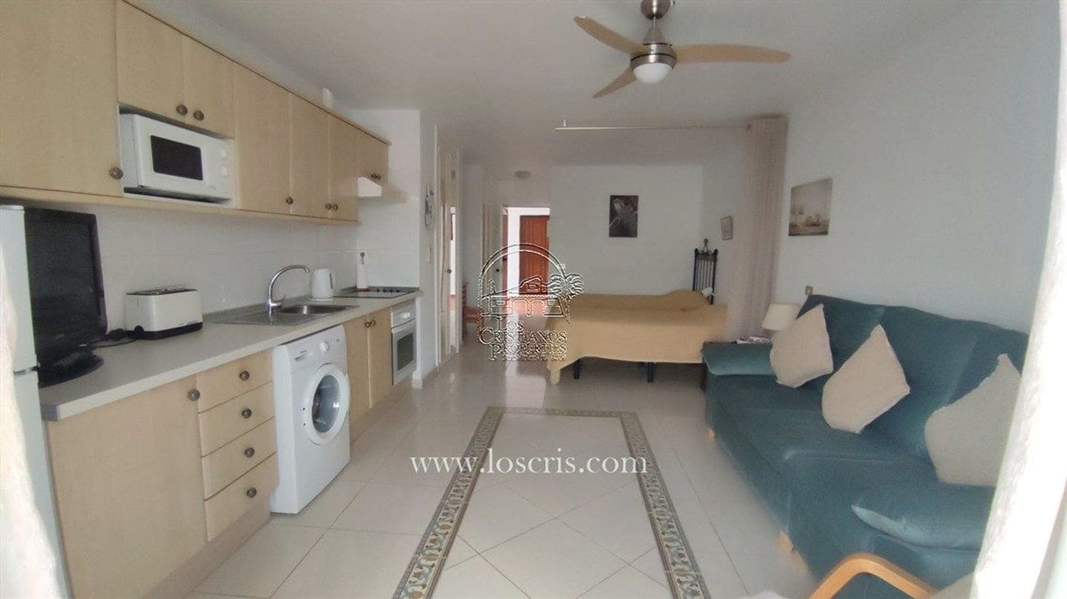 Apartamento en Los Cristianos en venta con piscina garaje - 225.000 € (Ref: 9426700)