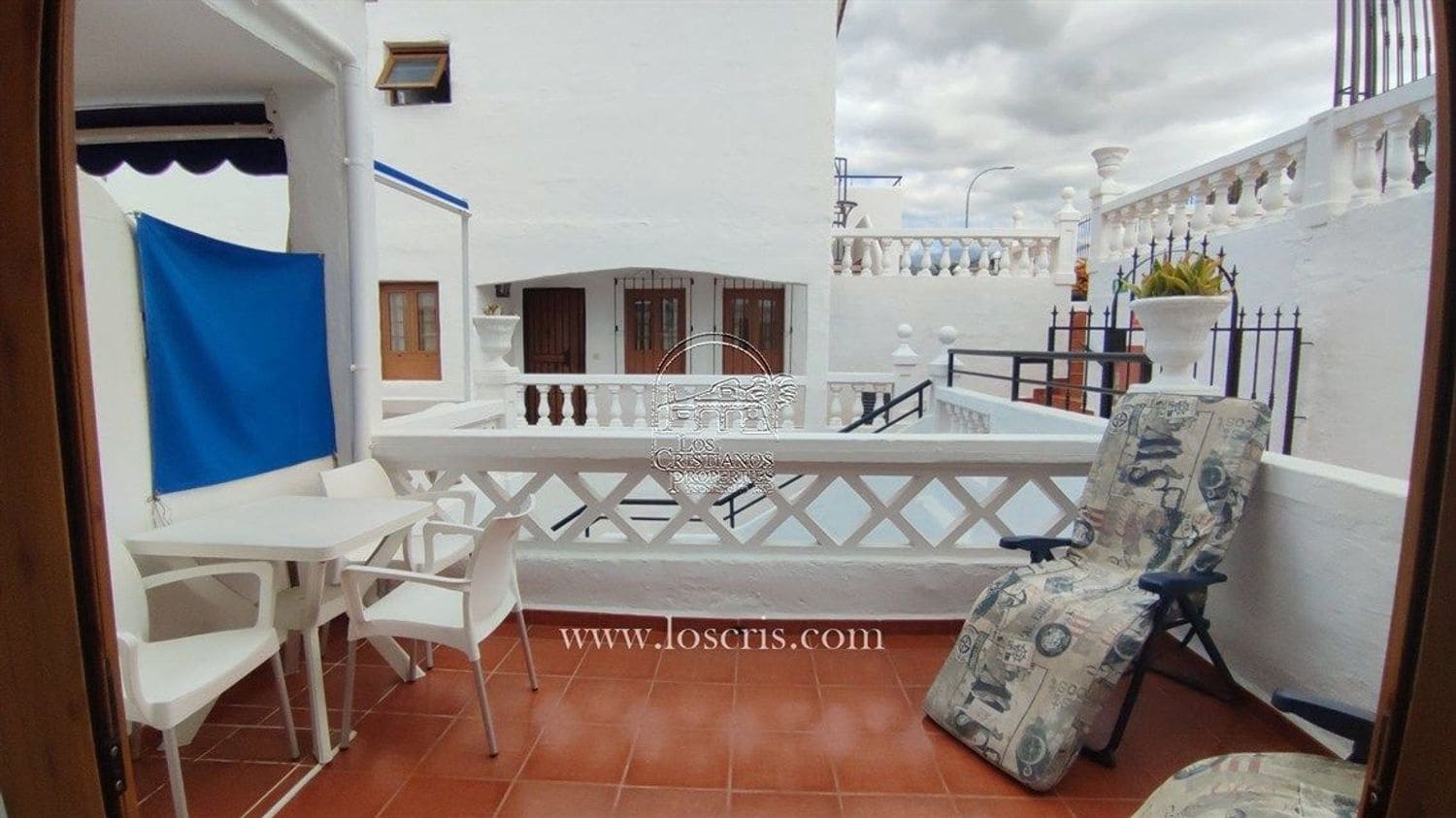 Apartamento en Los Cristianos en venta con piscina garaje - 225.000 € (Ref: 9426700)