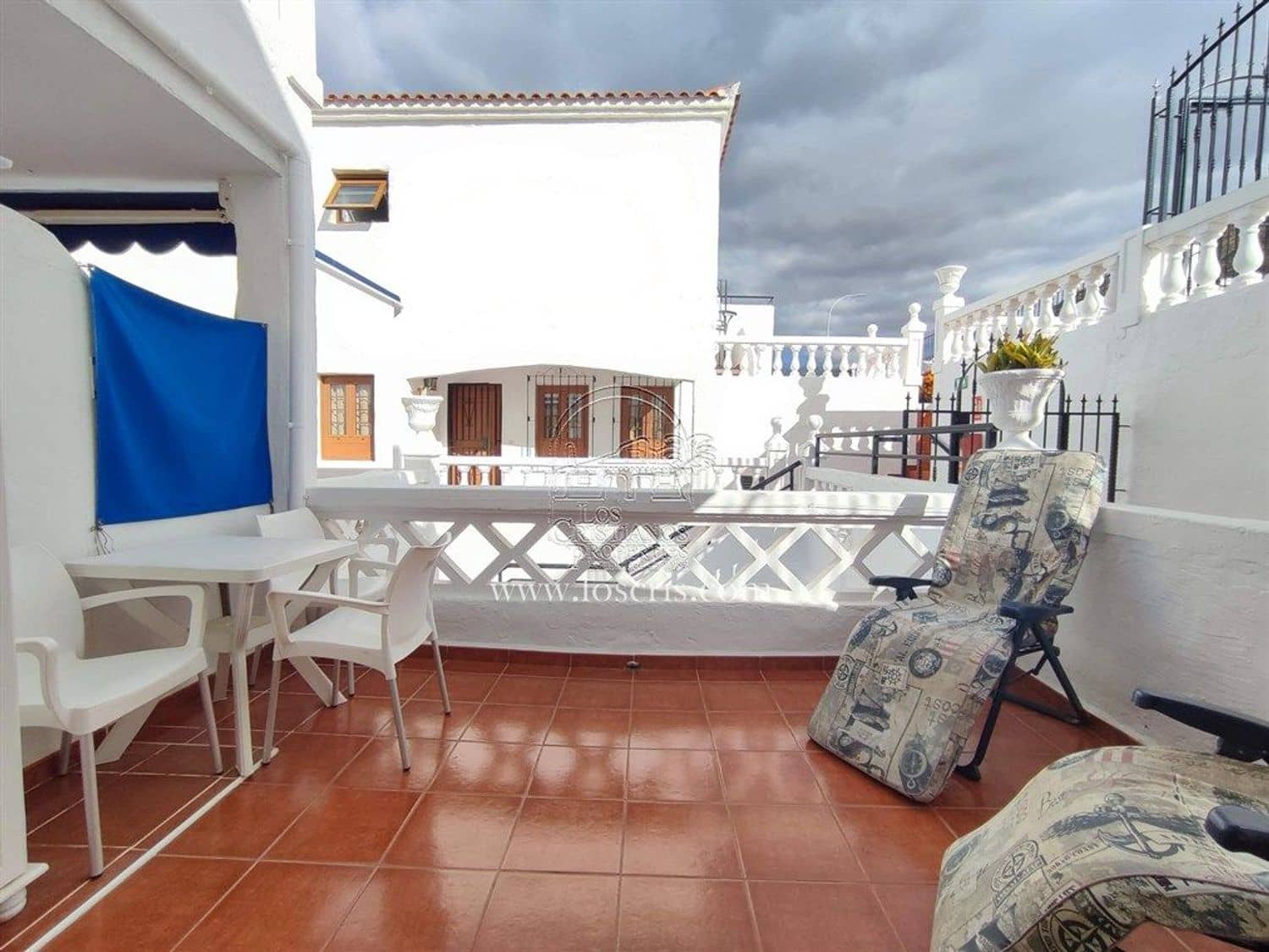 Apartamento en Los Cristianos en venta con piscina garaje - 225.000 € (Ref: 9426700)