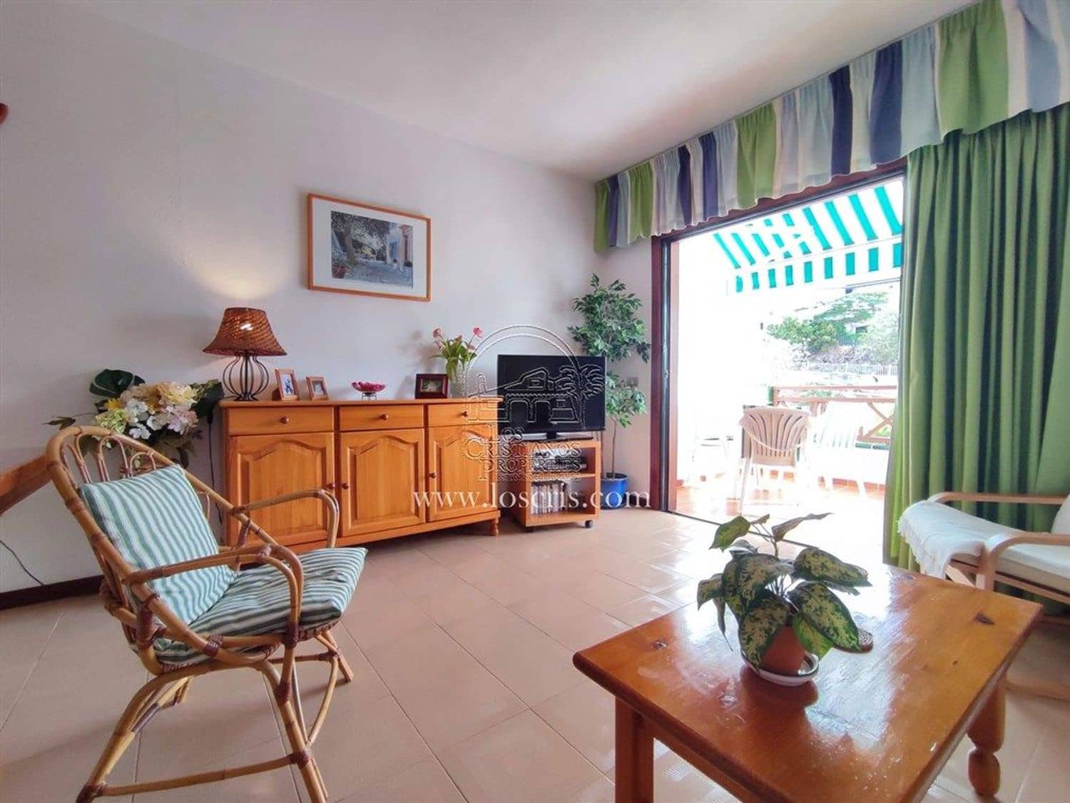 1 quarto Apartamento para venda em Los Cristianos com piscina garagem - 312 000 € (Ref: 9442924)