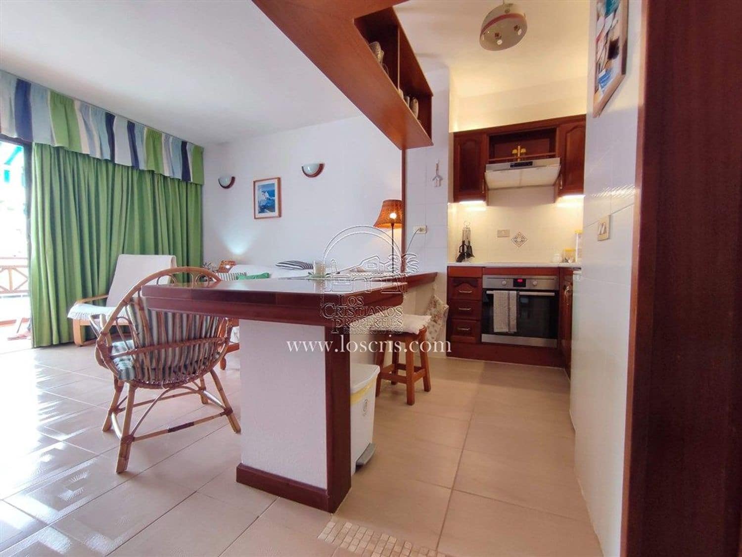 1 quarto Apartamento para venda em Los Cristianos com piscina garagem - 312 000 € (Ref: 9442924)